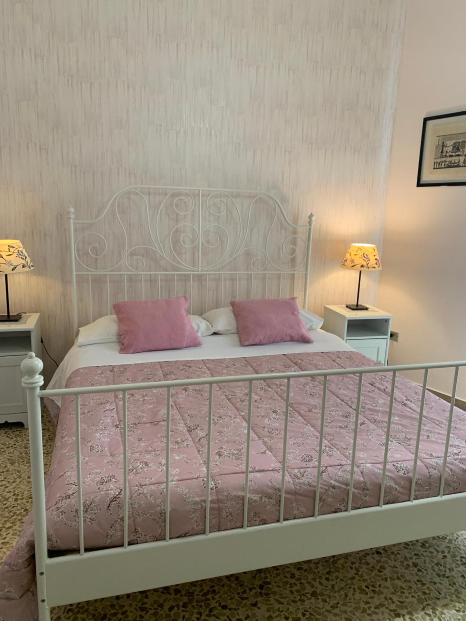Appartement La Casa Di Chicca à Lecce Extérieur photo