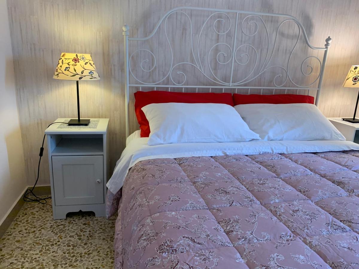 Appartement La Casa Di Chicca à Lecce Extérieur photo